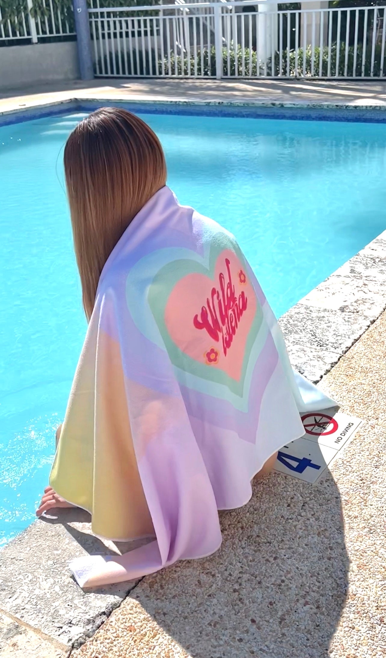 Wild isleña rainbow heart towel