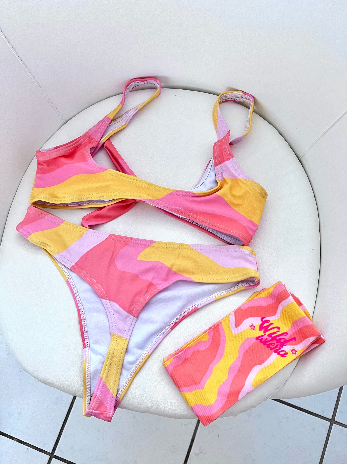 Groovy bikini bottom