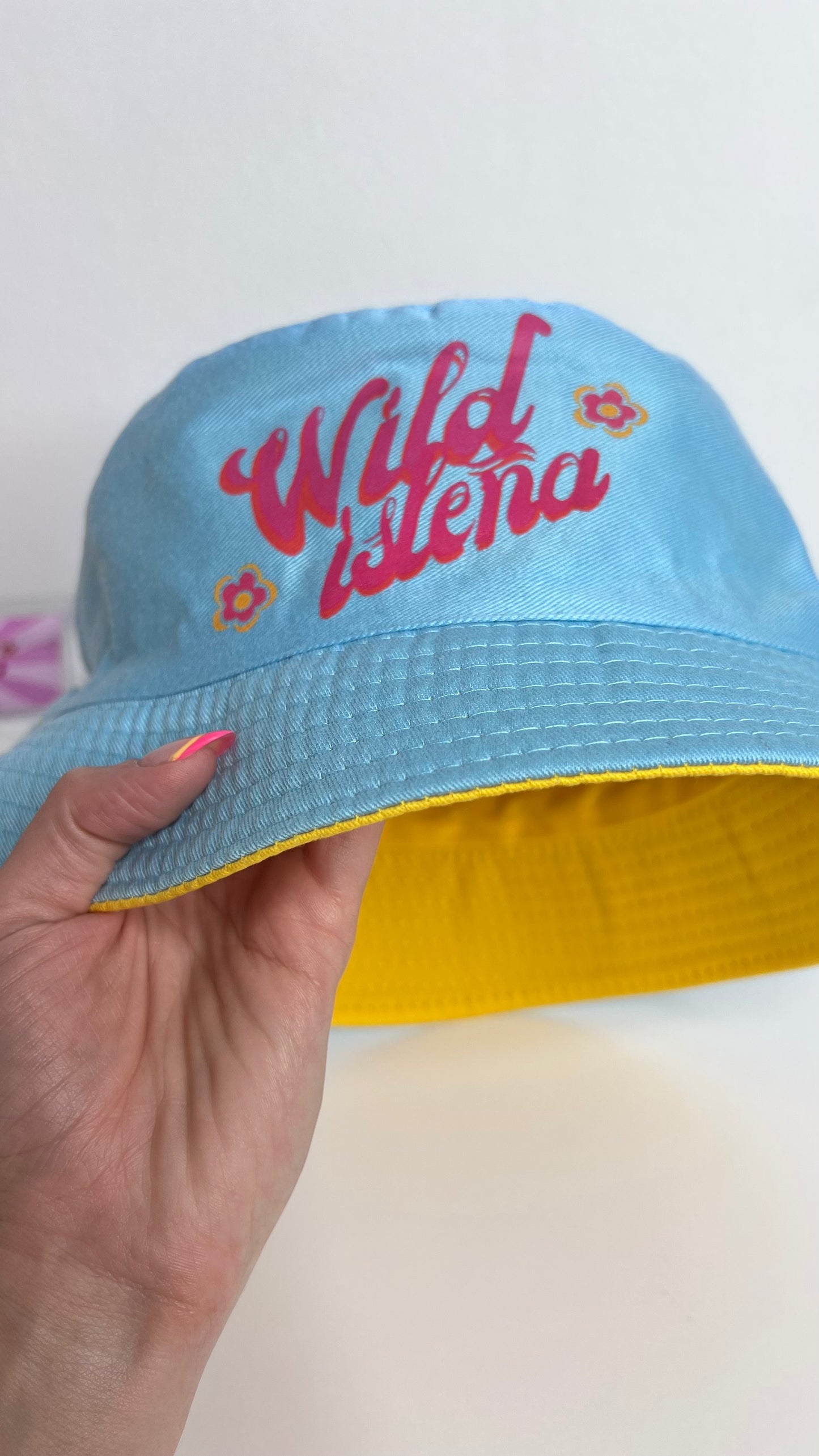 Wild isleña bucket hat one side logo, blue & mustard